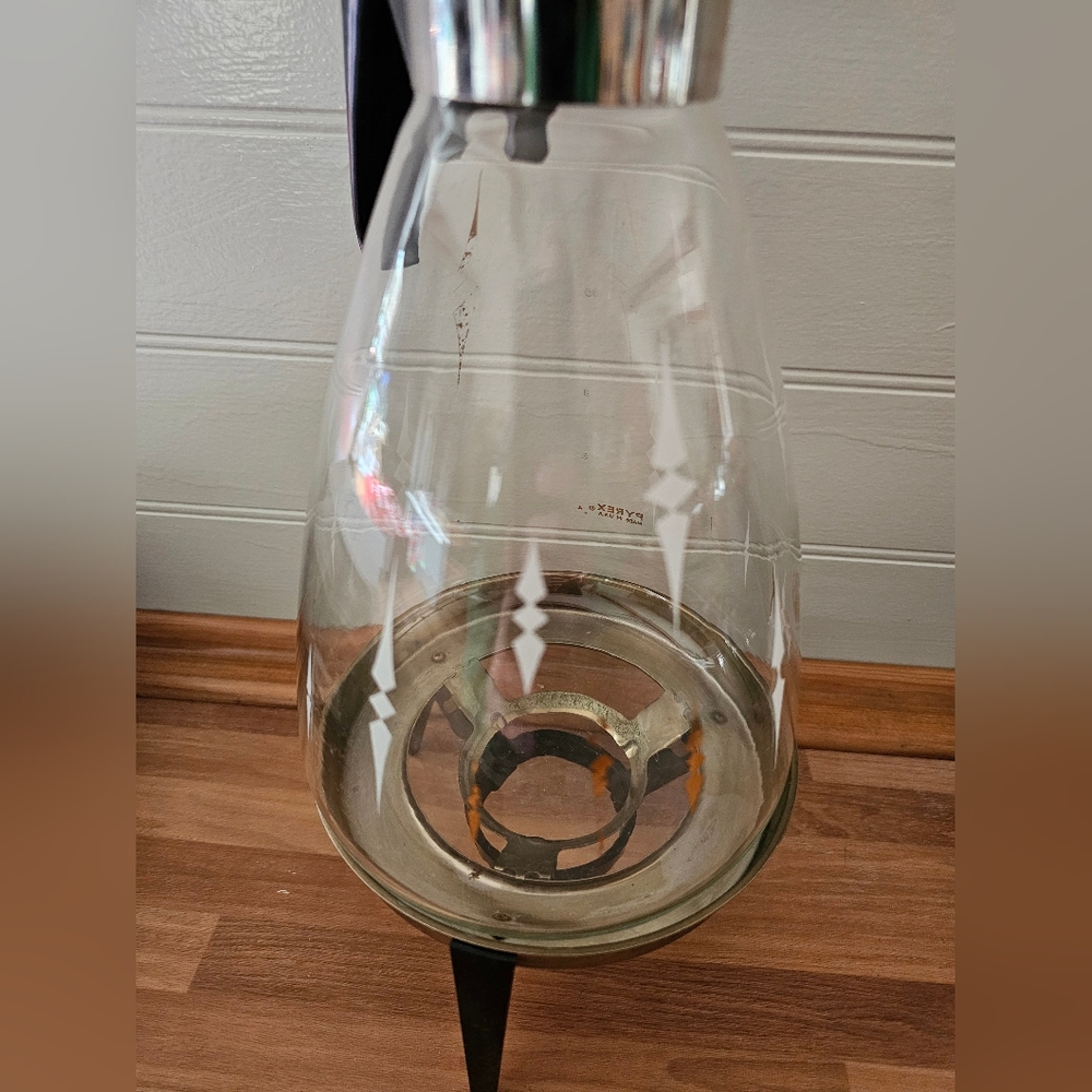 Pyrex Glass Coffee Carafe - Picture 4 of 8